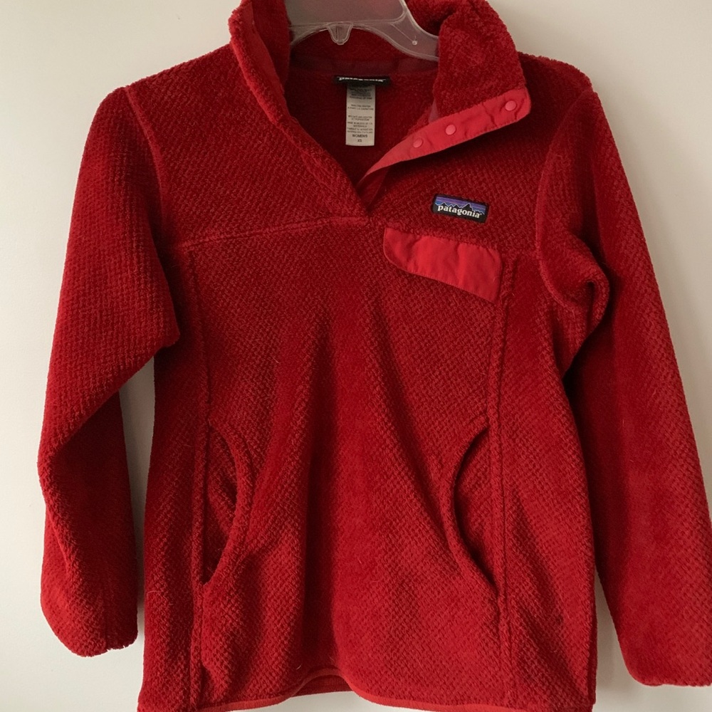 Soft polyester Patagonia sweater